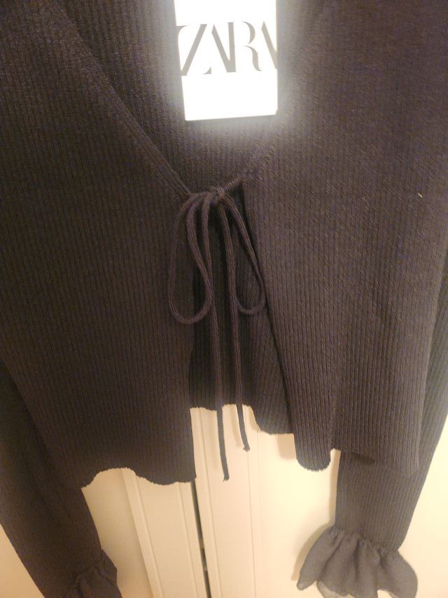 Zara Chaqueta Negra Tul Hombros Descubiertos