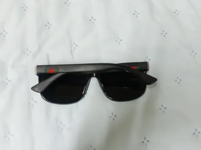 Gafas de sol Gucci negras