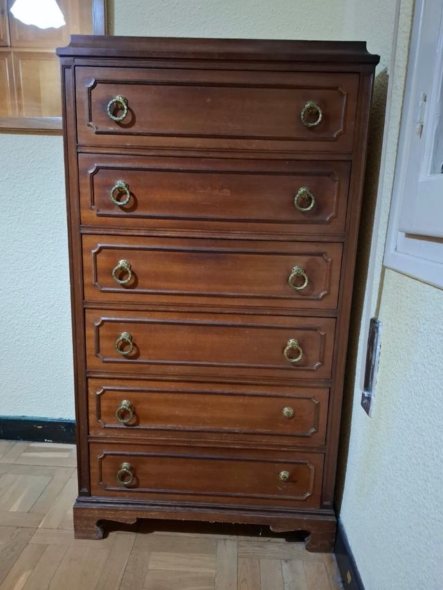 Cómoda de madera marró: 100 ancho x 42 fondox68alt