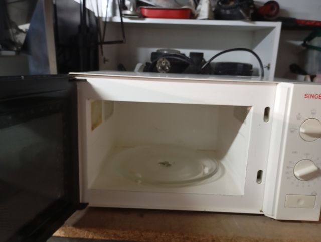 Microondas SINGER Wave 900W