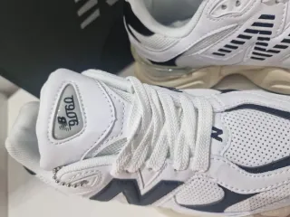 New Balance 9060 Negro Blanco