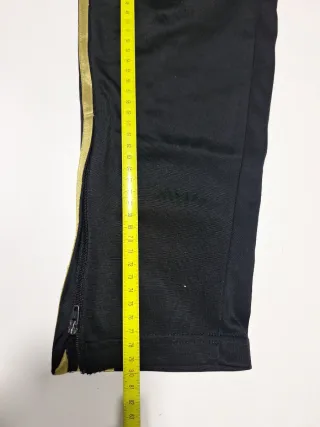 Chándal Real Madrid Adidas Negro y Dorado