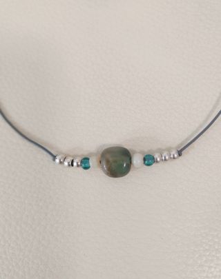 Gargantilla piel con ágata verde y plata