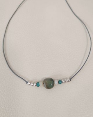 Gargantilla piel con ágata verde y plata