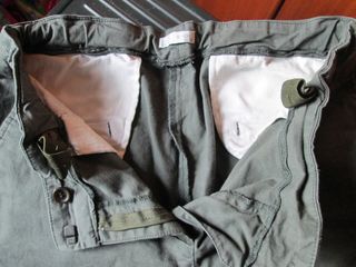Pantalón premamá gris de Prenatal