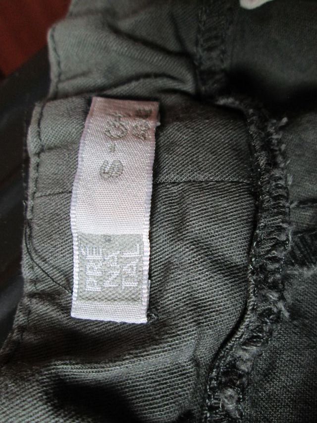 Pantalón premamá gris de Prenatal