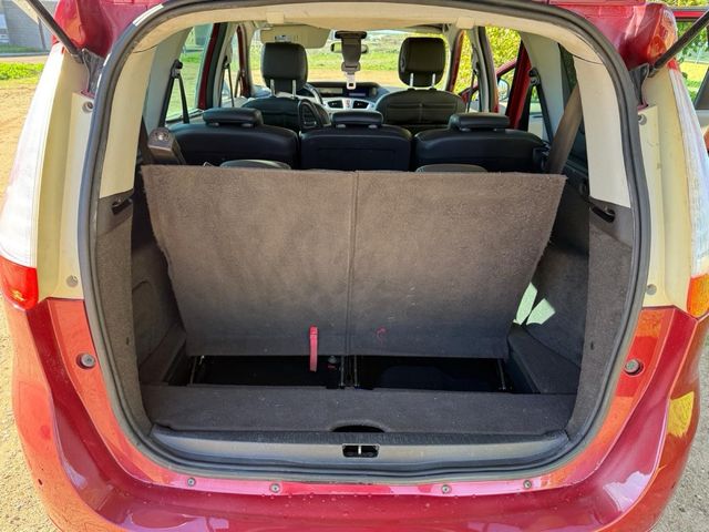 Renault Grand Scenic 2010