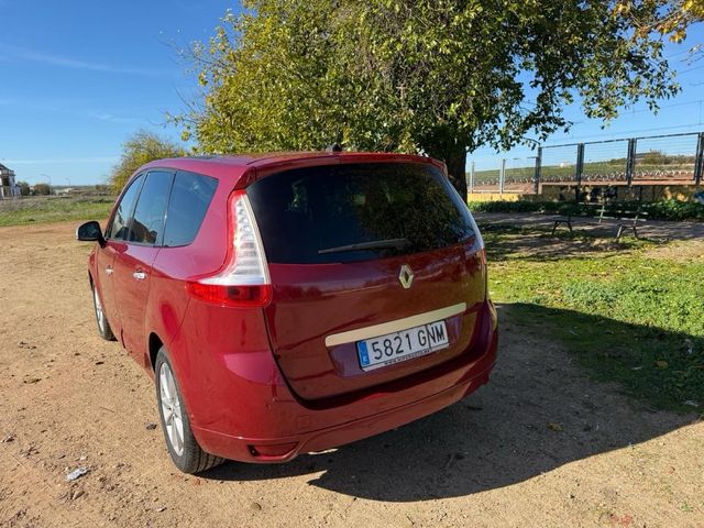 Renault Grand Scenic 2010