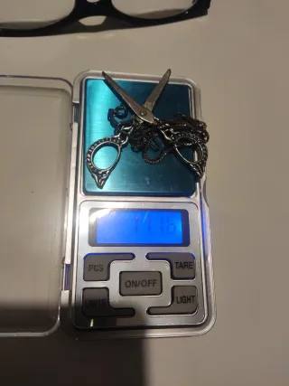 Ciondolo forbici in argento 800 con catenina