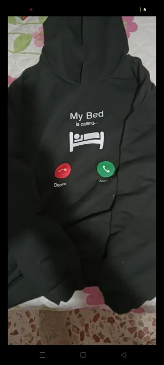 Sudadera Negra Shein con Diseño Divertido