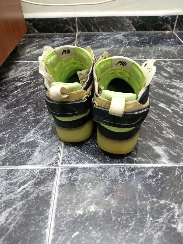 Nike Air Force 1 Mid