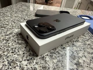 iPhone 16 Pro 256GB Negro/Azul