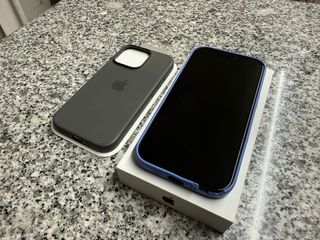 iPhone 16 Pro 256GB Negro/Azul