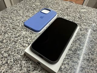 iPhone 16 Pro 256GB Negro/Azul