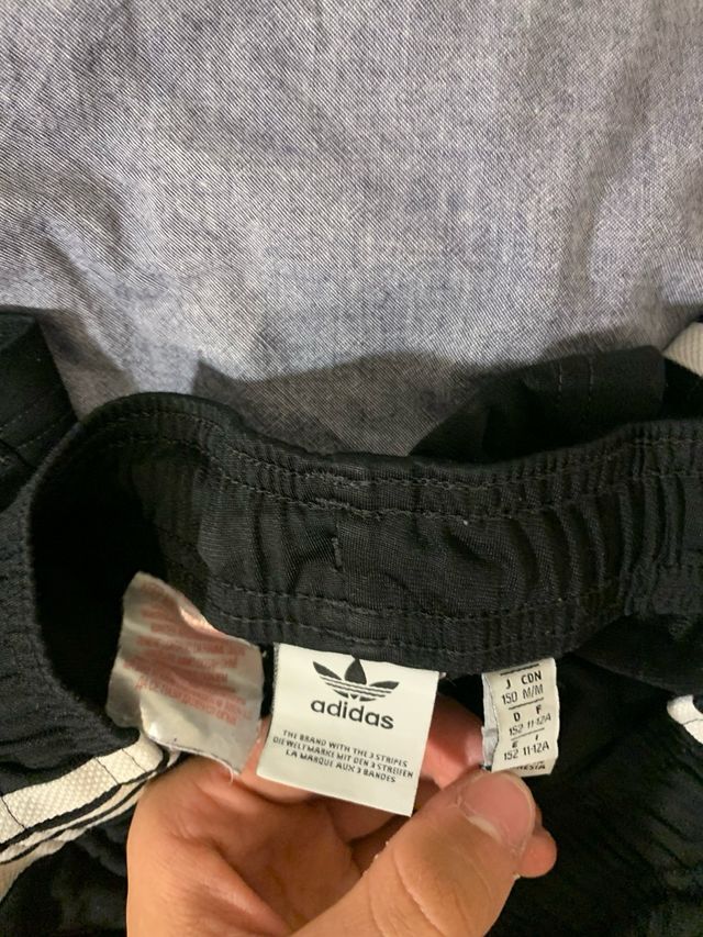 Pantalón corto Adidas negro