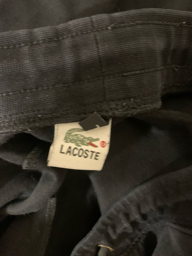 Pantalón chándal negro Lacoste