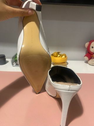 Zapatos tacón Zara blancos talla 37