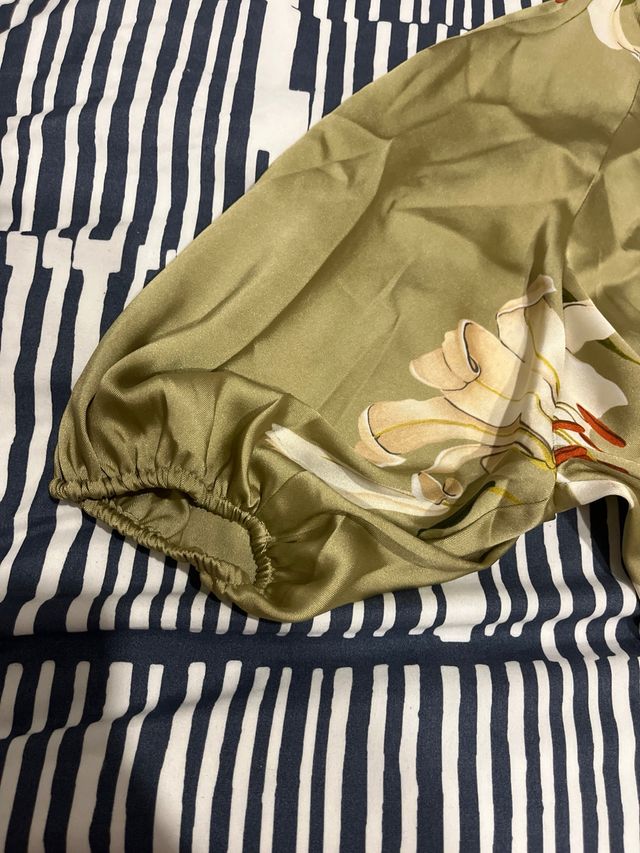 Vestido Zara estampado flores verde