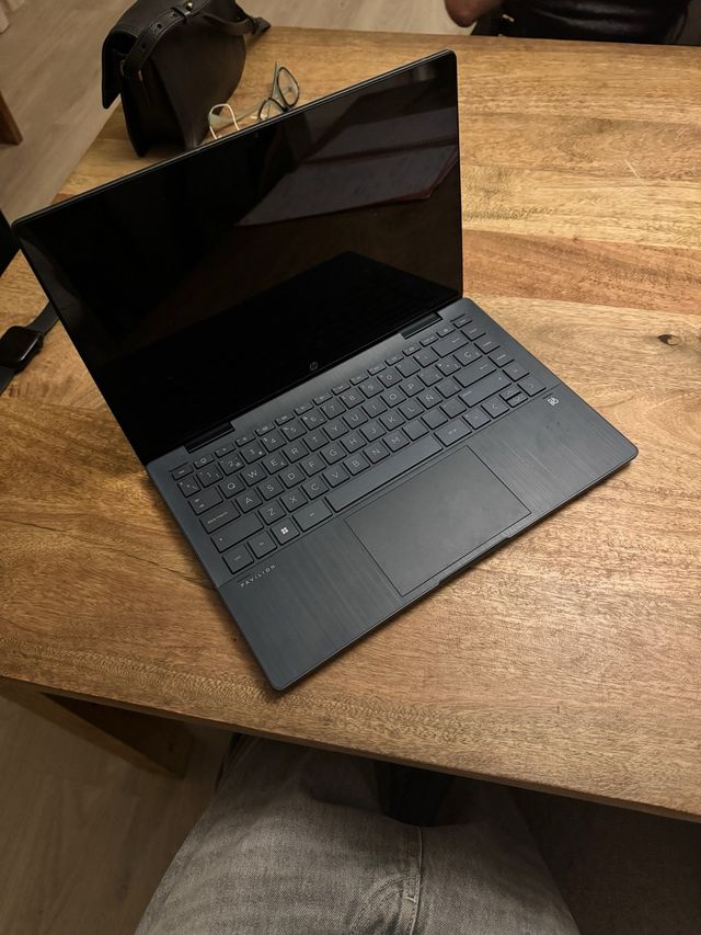 Portátil HP Pavilion Negro/Plateado