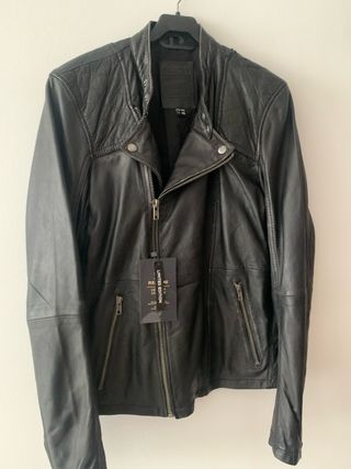 NUEVA Cazadora Piel Pull&Bear Talla L negra