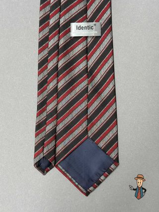 Corbata Identic Rayas Texturizadas Negra y Roja