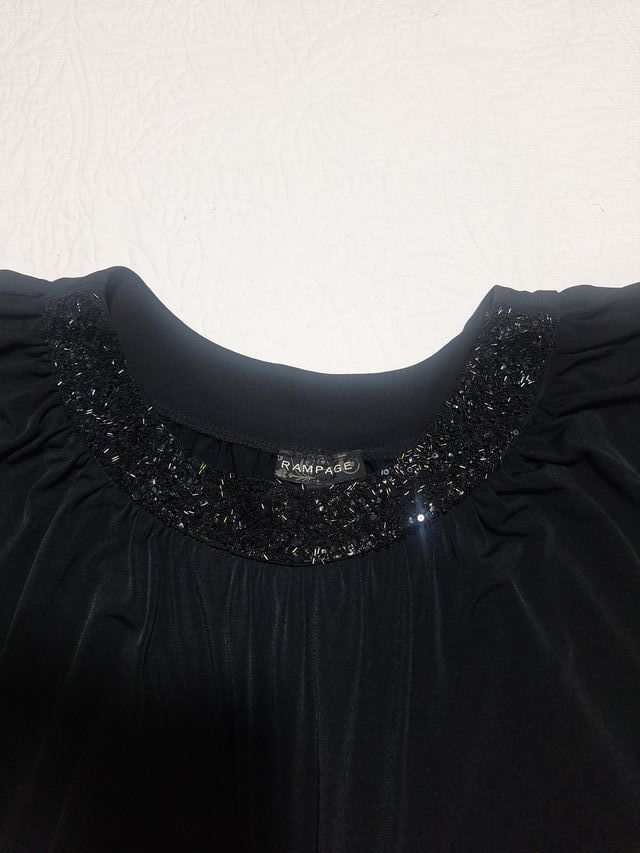 Vestido fiesta  negro con pedrería