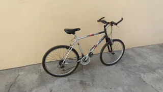 Bicicleta de Montaña BH