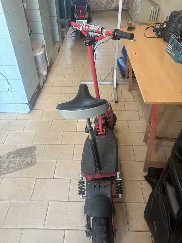 Patinete Eléctrico Rojo