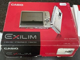 Fotocamera digitale Casio Exilim EX-S880 Silver RETRO