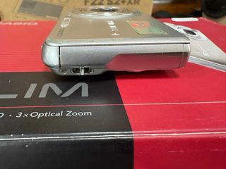 Fotocamera digitale Casio Exilim EX-S880 Silver RETRO