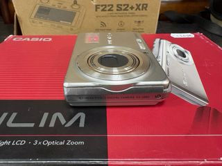 Fotocamera digitale Casio Exilim EX-S880 Silver RETRO