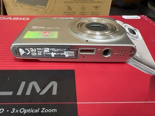 Fotocamera digitale Casio Exilim EX-S880 Silver RETRO