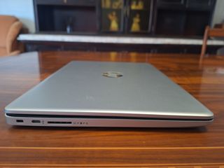 Portátil Laptop HP 14 Plata Intel Pentium Gold