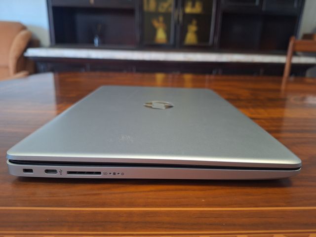 Portátil Laptop HP 14 Plata Intel Pentium Gold