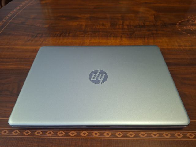 Portátil Laptop HP 14 Plata Intel Pentium Gold