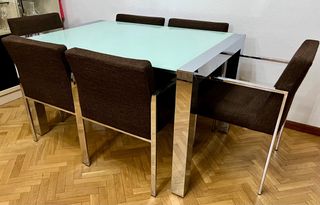 Mesa comedor cristal y metal con 6 sillas
