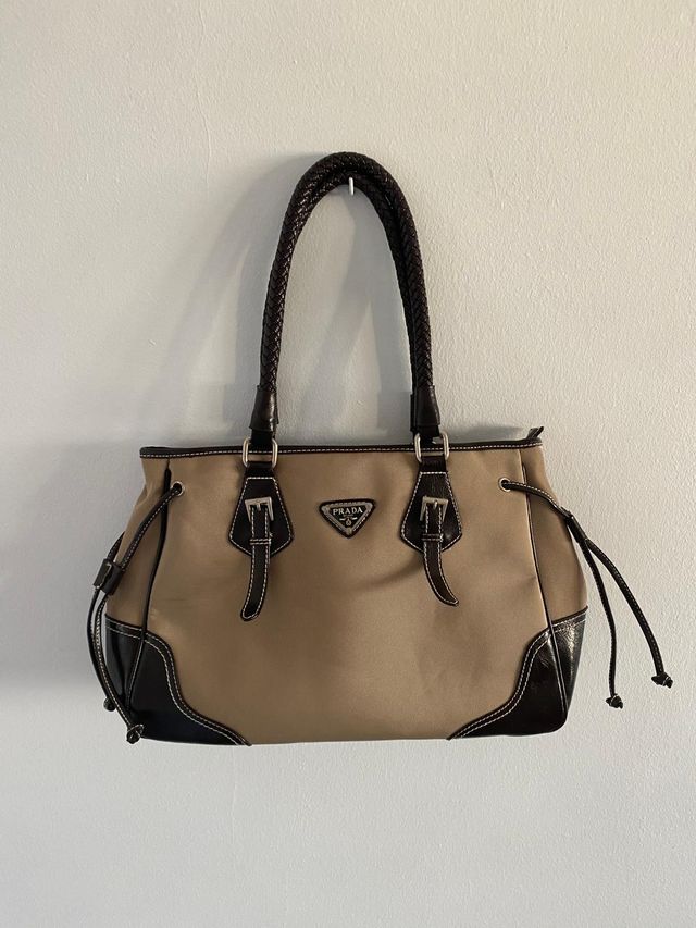 Bolso Beige y Marrón Elegante