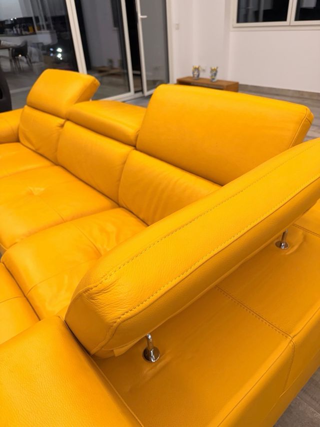 Sofá modular Chaise Longue piel amarillo mostaza