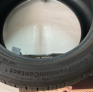 Neumático Continental