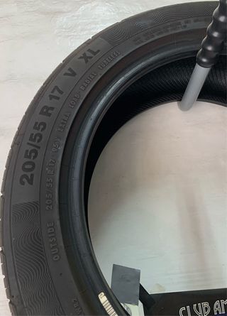 Neumático Continental