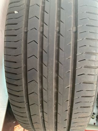 Neumático Continental