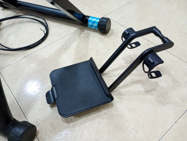 Rodillo Btwin 300 + soporte tablet