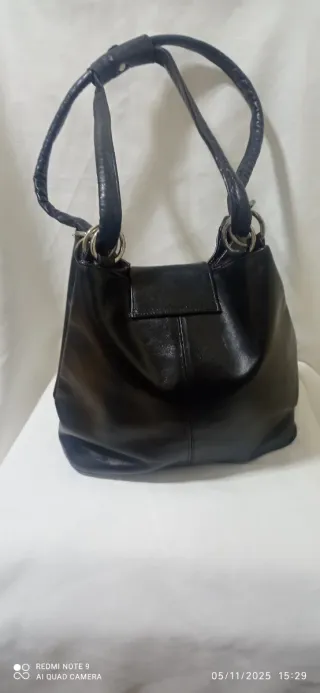 Bolso Moschino Piel Negro y Dorado