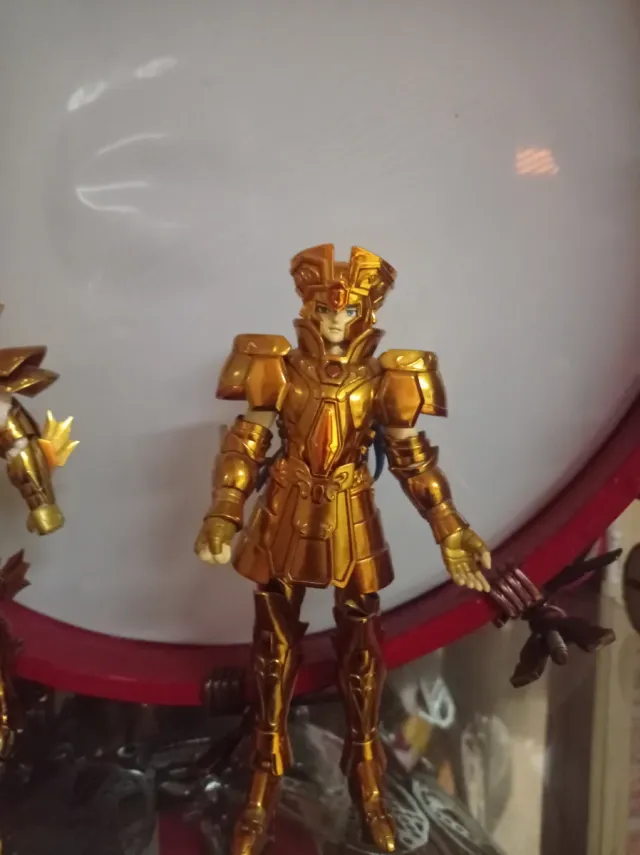 Caballero del Zodiaco Dorado Géminis con caja Mith
