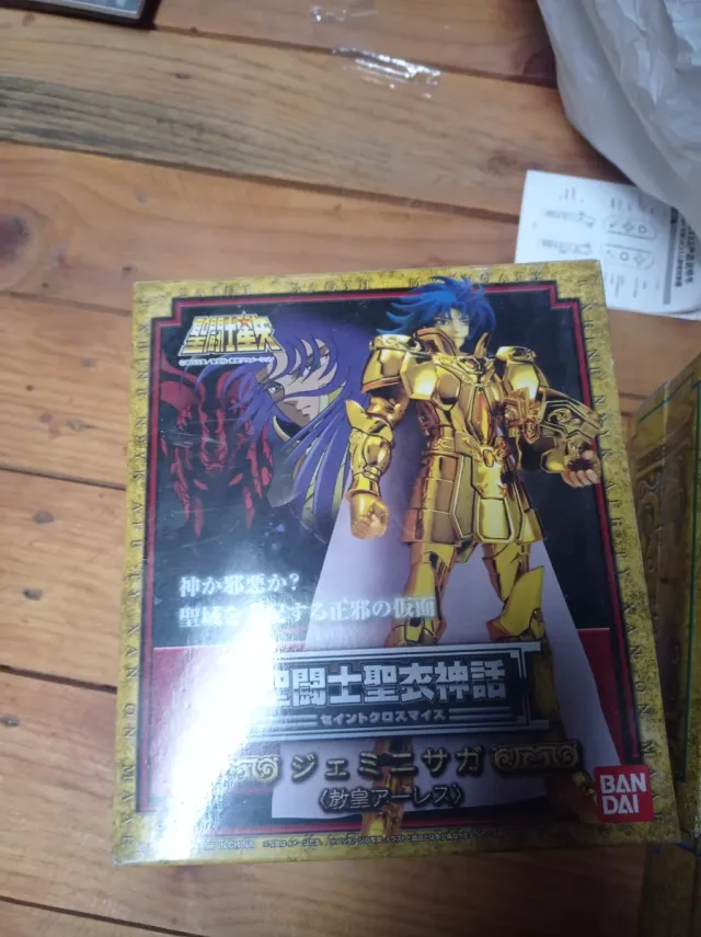 Caballero del Zodiaco Dorado Géminis con caja Mith