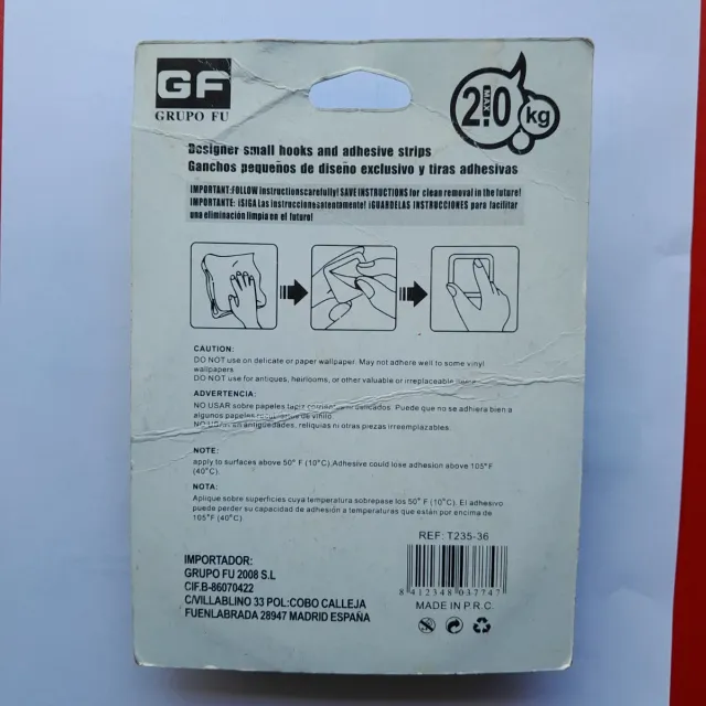 Colgadores diseño mariposas.