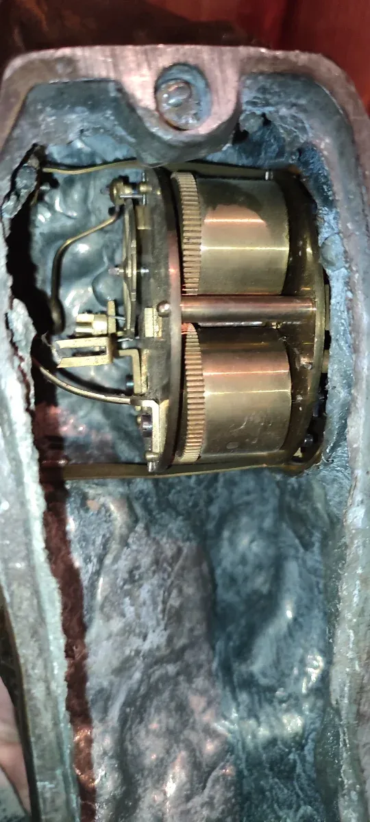 Antiguo Reloj t. cartier sobremesa bronce pantera