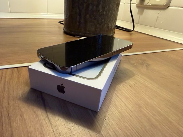 iPhone 14 Pro 128GB Morado