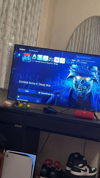 Consola PS4 slim y TV samsung 43 smart Crystal hud