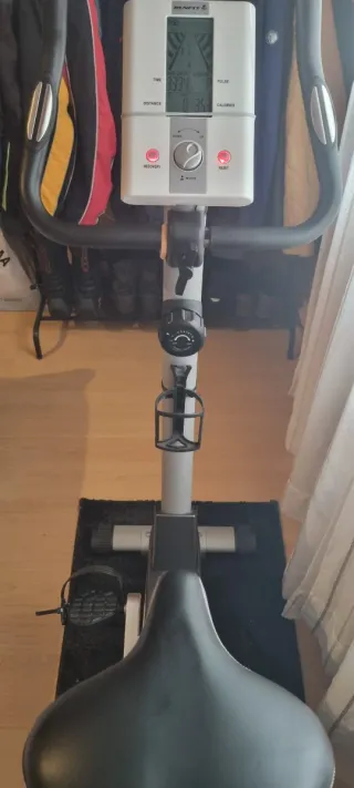 Bicicleta Estática RUNFIT R8